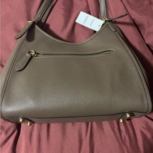 Elegant Taupe Leather Shoulder Bag